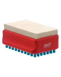 Swix F4 Combination Felt And Nylon Brush For Skis And Snowboards - T0166B